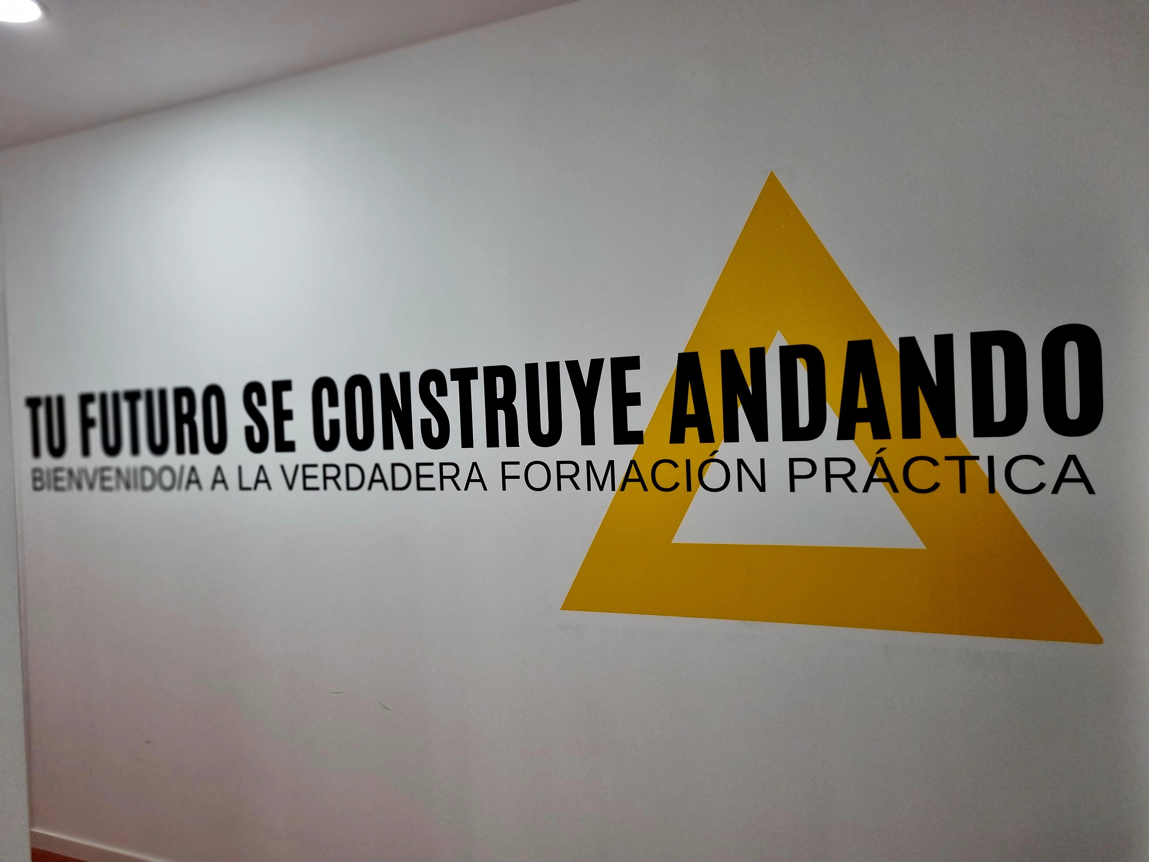 Vinilo de corte en escaparate